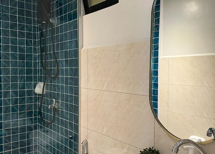 Unit With Balcony In Cebu Apartment